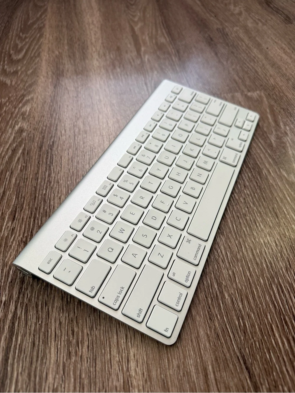 Apple Silver and White Bluetooth Compact Keyboard